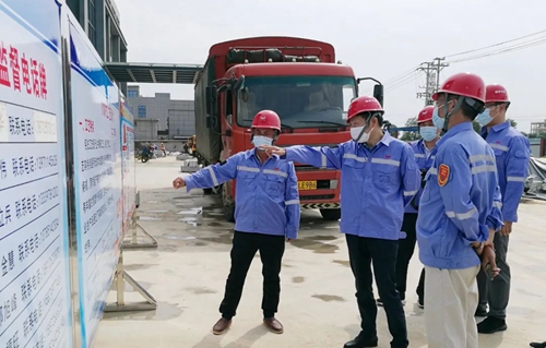 吳正新到TMP、TPO項(xiàng)目及松滋肥業(yè)新項(xiàng)目現(xiàn)場檢查指導(dǎo)工作(圖1)