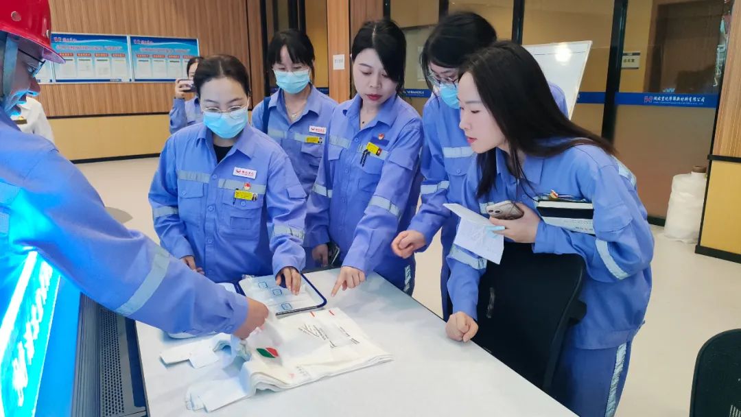 參觀新項目感受新變化更添新干勁！股份公司組織青年職工交流座談