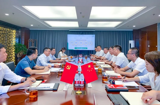 訪客戶談合作走市場！王大真到倍豐集團走訪